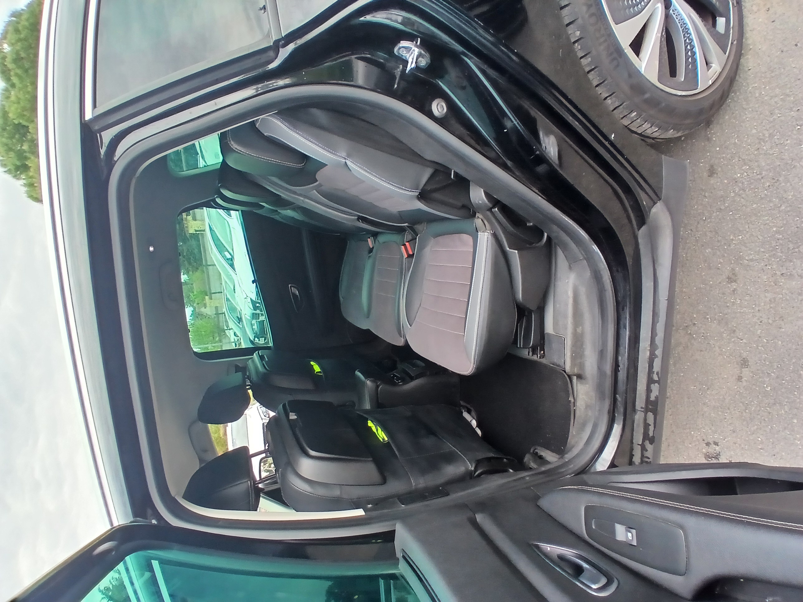 Renault Grand Scenic IV 1.3 TCE 140 7CV BUSINESS 7PL 21