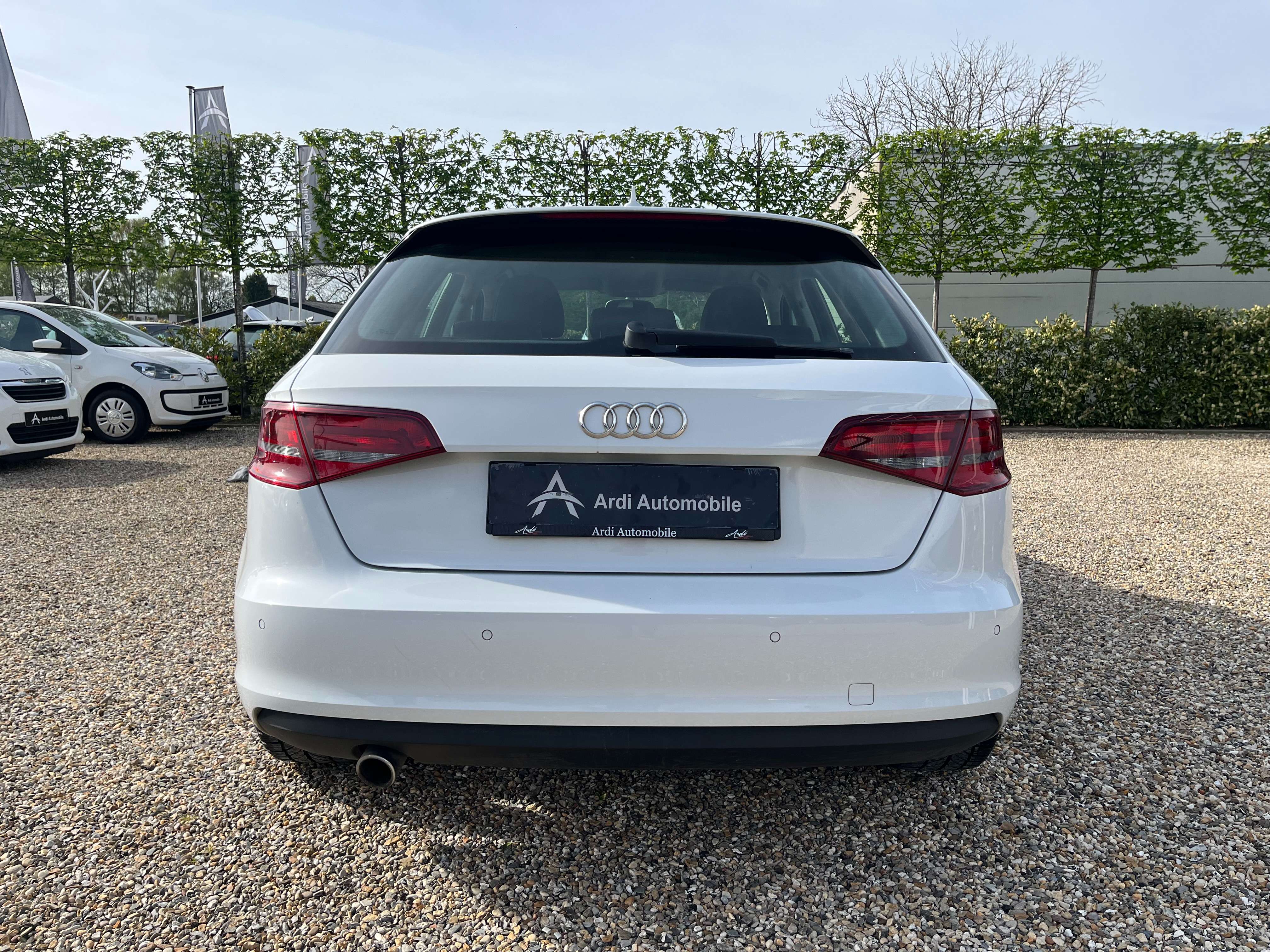 Audi A3 Sportback 1.6 TDi*GARANTIE*NAVI*CRUISE*SIEGE CHAUFFANT*CAPTEUR AV+AR*