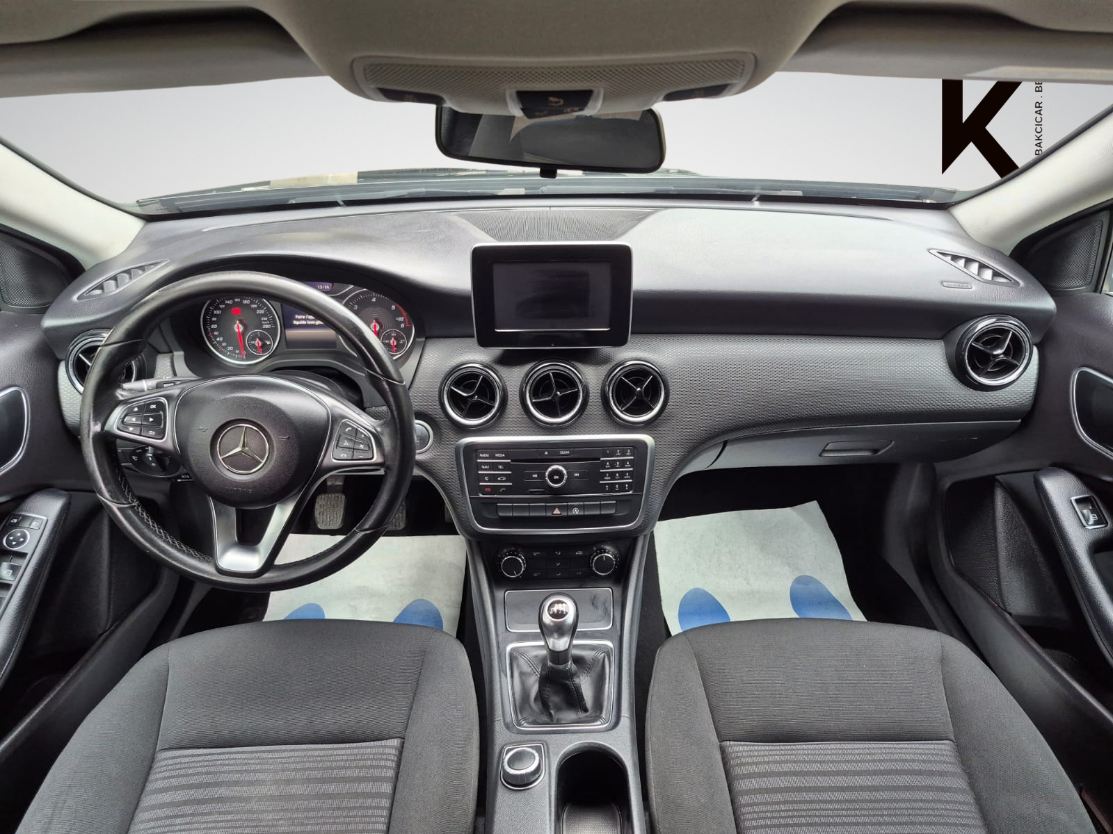 Mercedes-Benz A 180 d Sensation - Premium Accessible et Faible Consommation - Garantie 12 Mois avec Entretien Effectué - Zone LEZ Ok