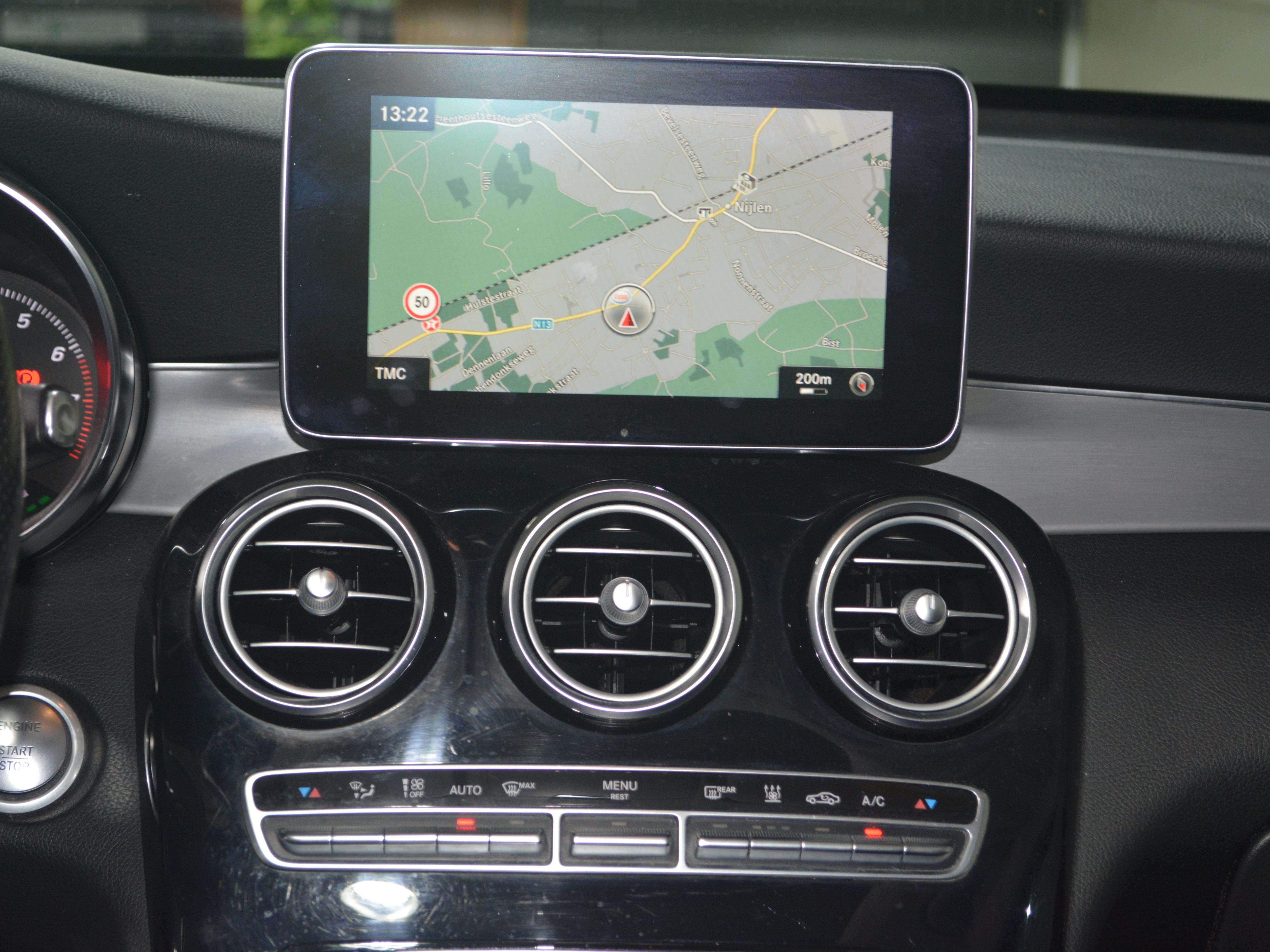 Mercedes-Benz GLC 350 GLC Coupé 350 e 4-Matic PHEV AMG / NAVI + CAMERA / PANO / AUT. TREKHAAK