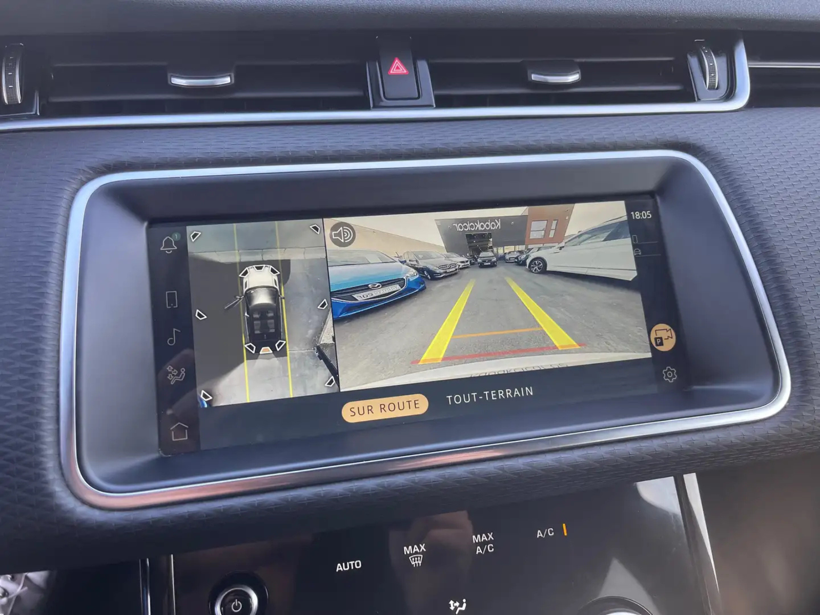 Land Rover Range Rover Evoque 2.0 TD4 SE // 1ER MAIN //CARNET// GARANTIE 12 MOIS