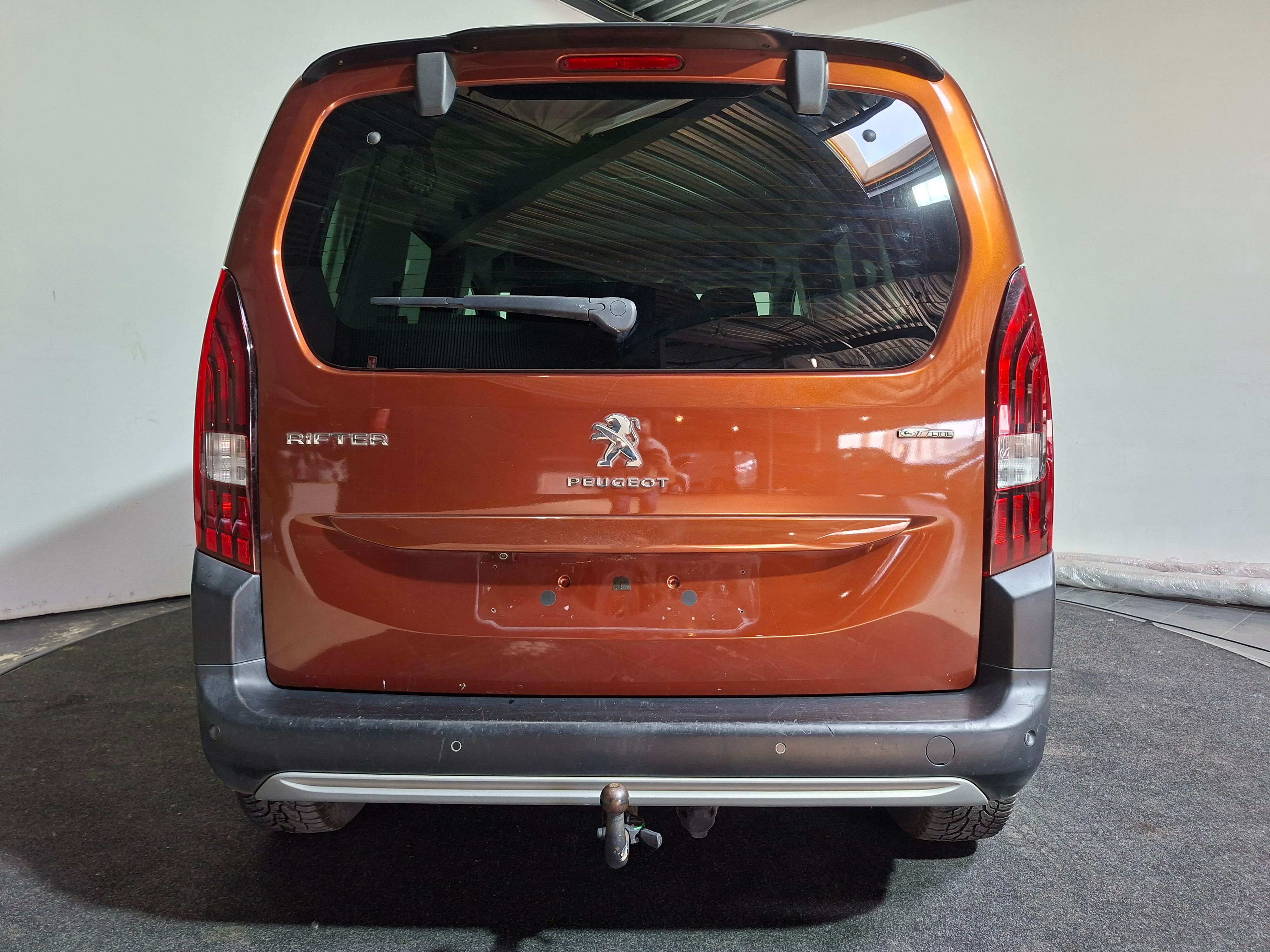 Peugeot Rifter Rifter 1.2 GT Line 2 JAAR GRATIS ONDERHOUDI I Automaat I Camera I Carplay