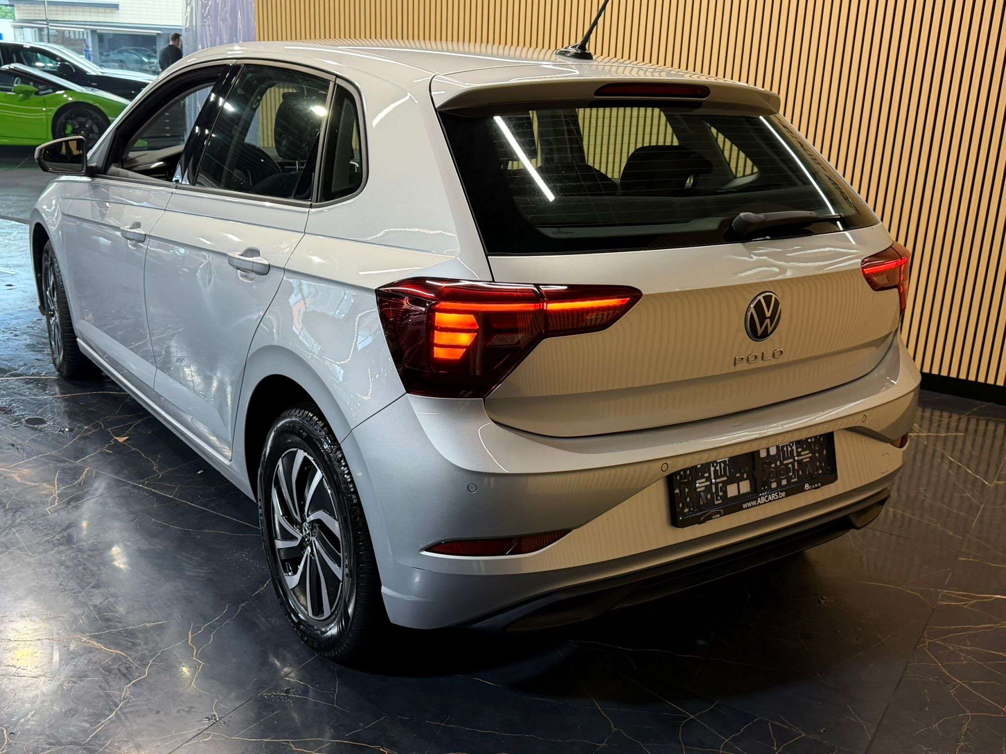 Volkswagen Polo 1.0 TSi Highline * COCKPIT - SPORT * GARANTIE 12 MOIS *