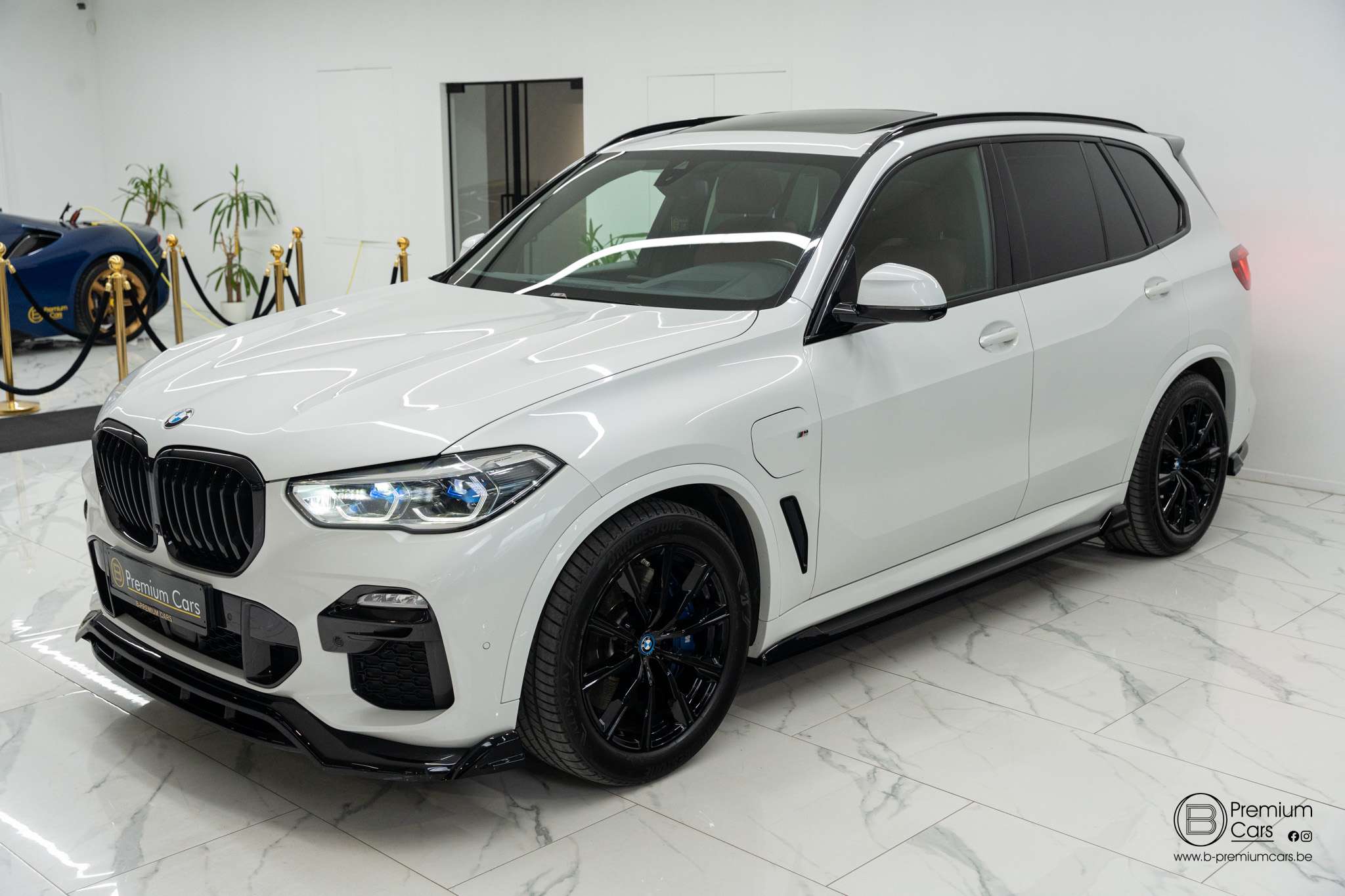 BMW X5 45e Xdrive! M-Performance bodykit! Full options! Laser, HUD, Pano, Acc!
