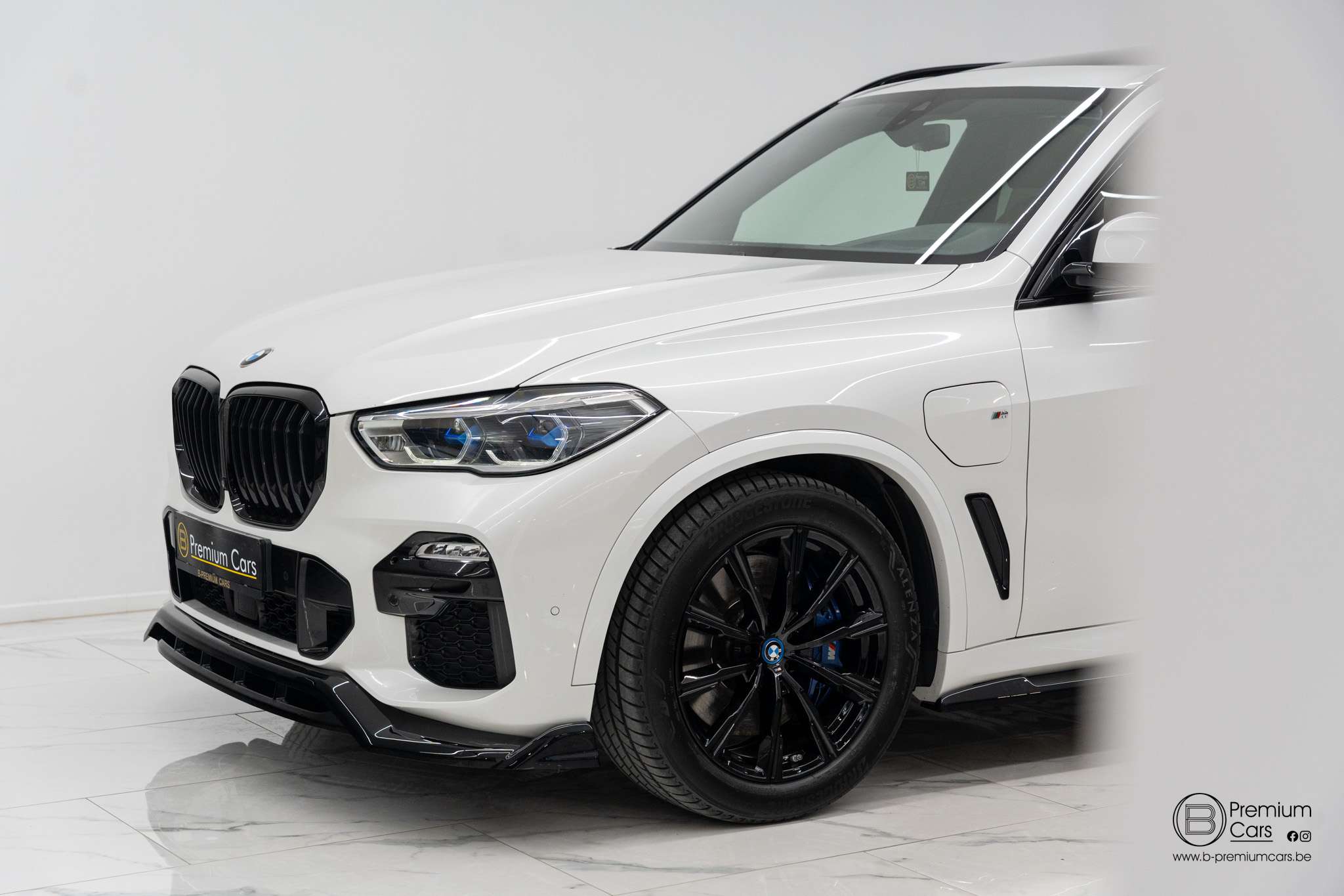 BMW X5 45e Xdrive! M-Performance bodykit! Full options! Laser, HUD, Pano, Acc!