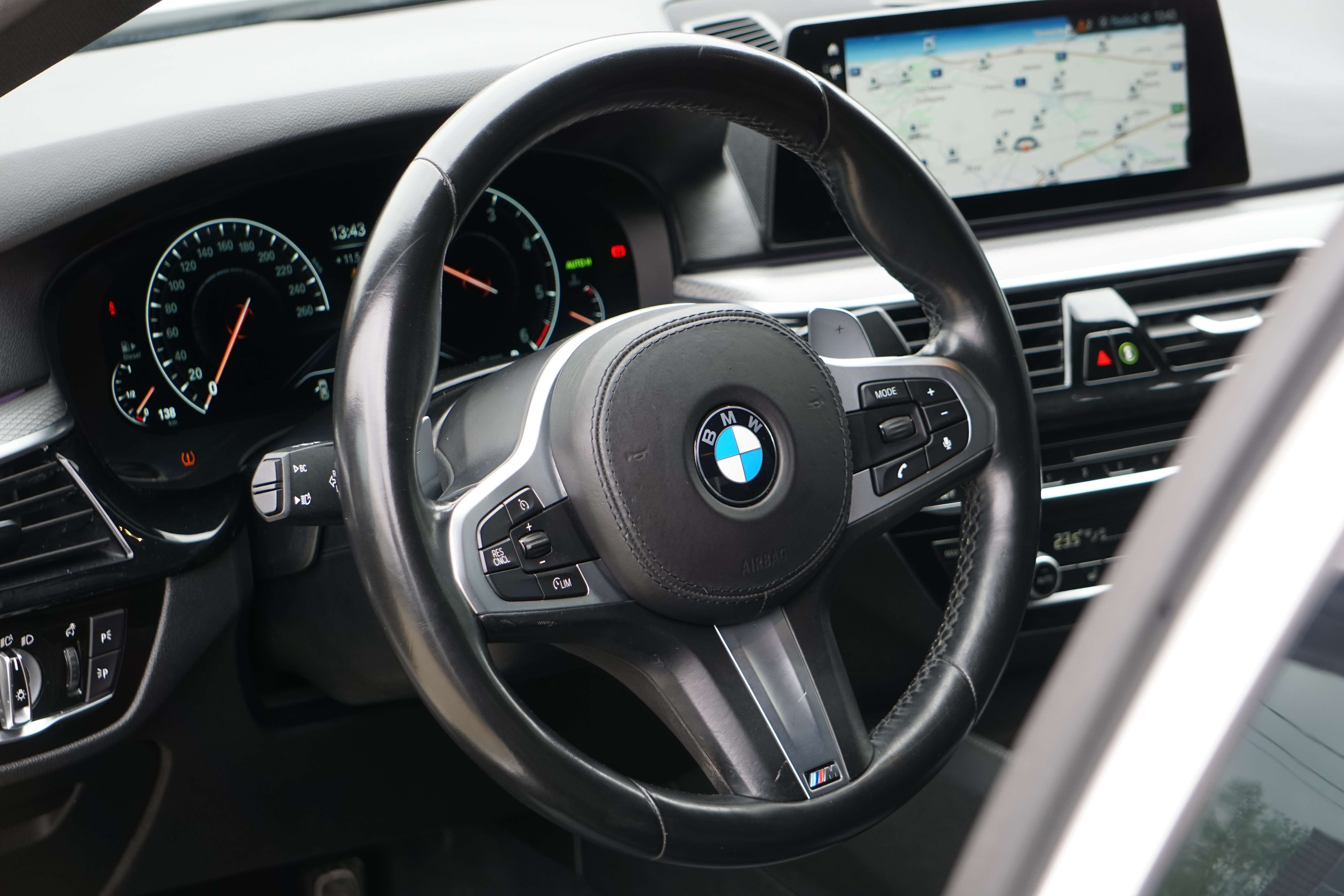 BMW 525 d PACK-M COCKPIT NAVI-CAM HARMAN AMBIANCE EURO 6d