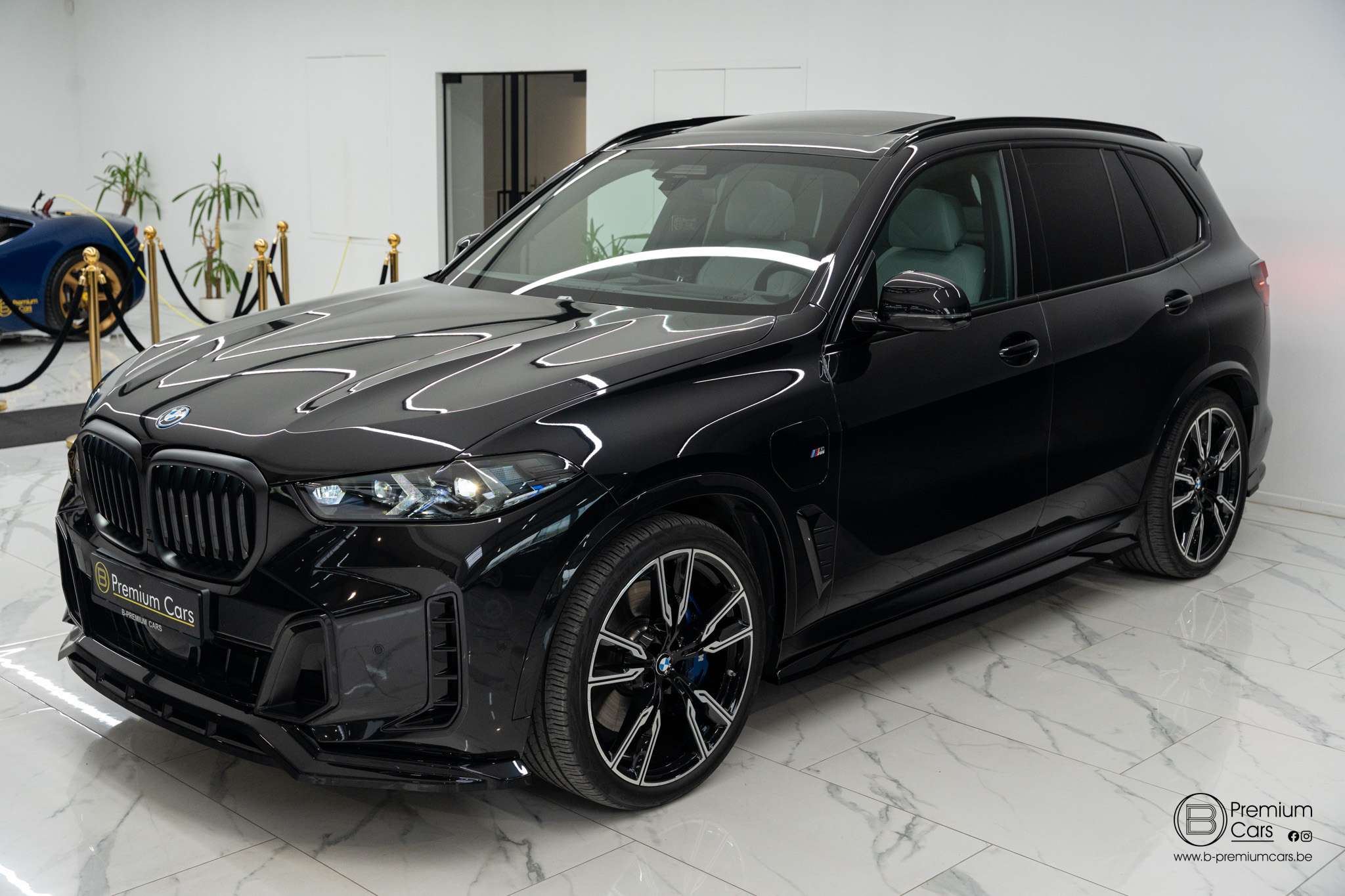 BMW X5 xDrive50e hybrid M-Performance bodykit! Pano, H&K, Acc, Hud!