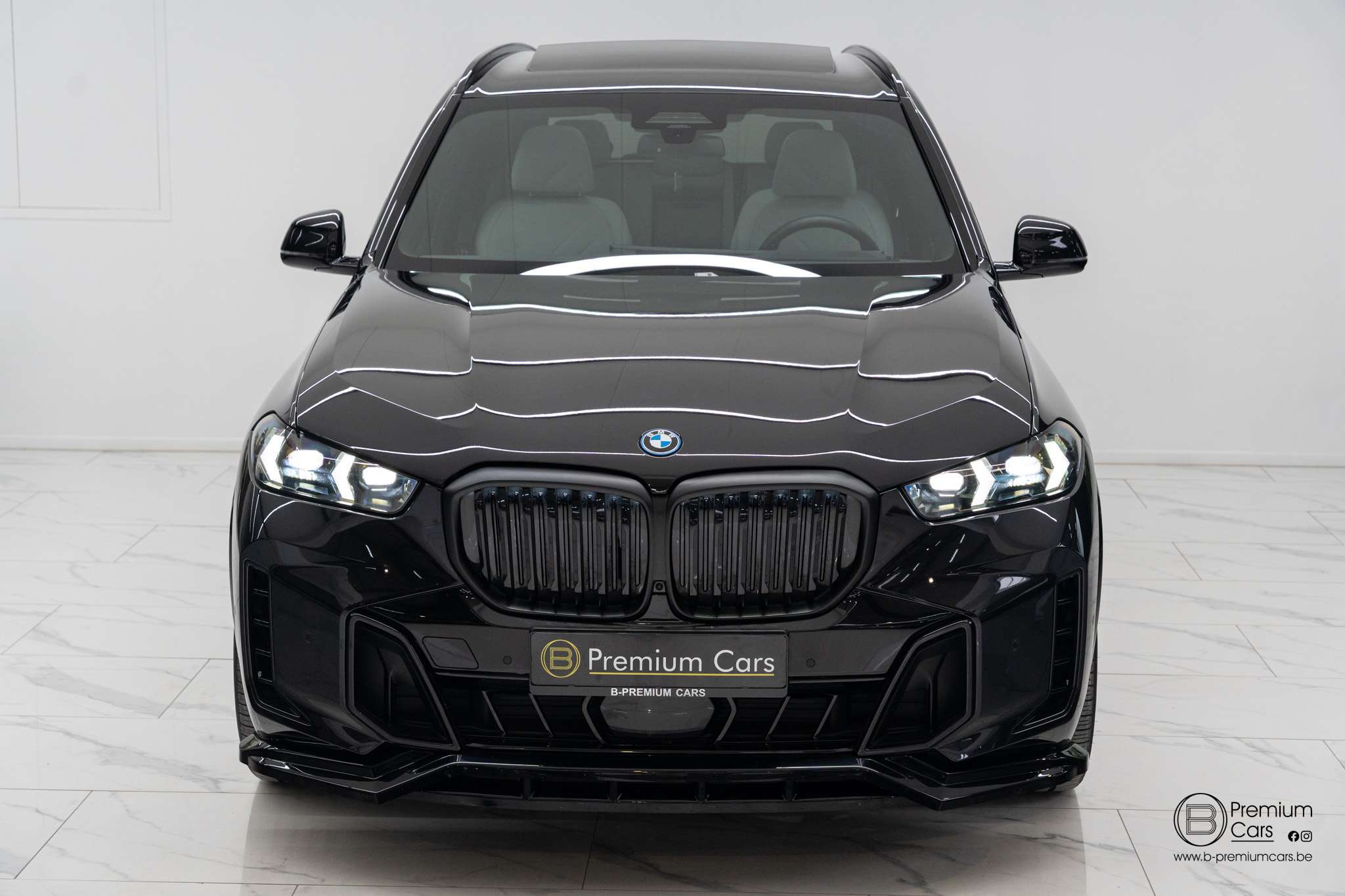 BMW X5 xDrive50e hybrid M-Performance bodykit! Pano, H&K, Acc, Hud!