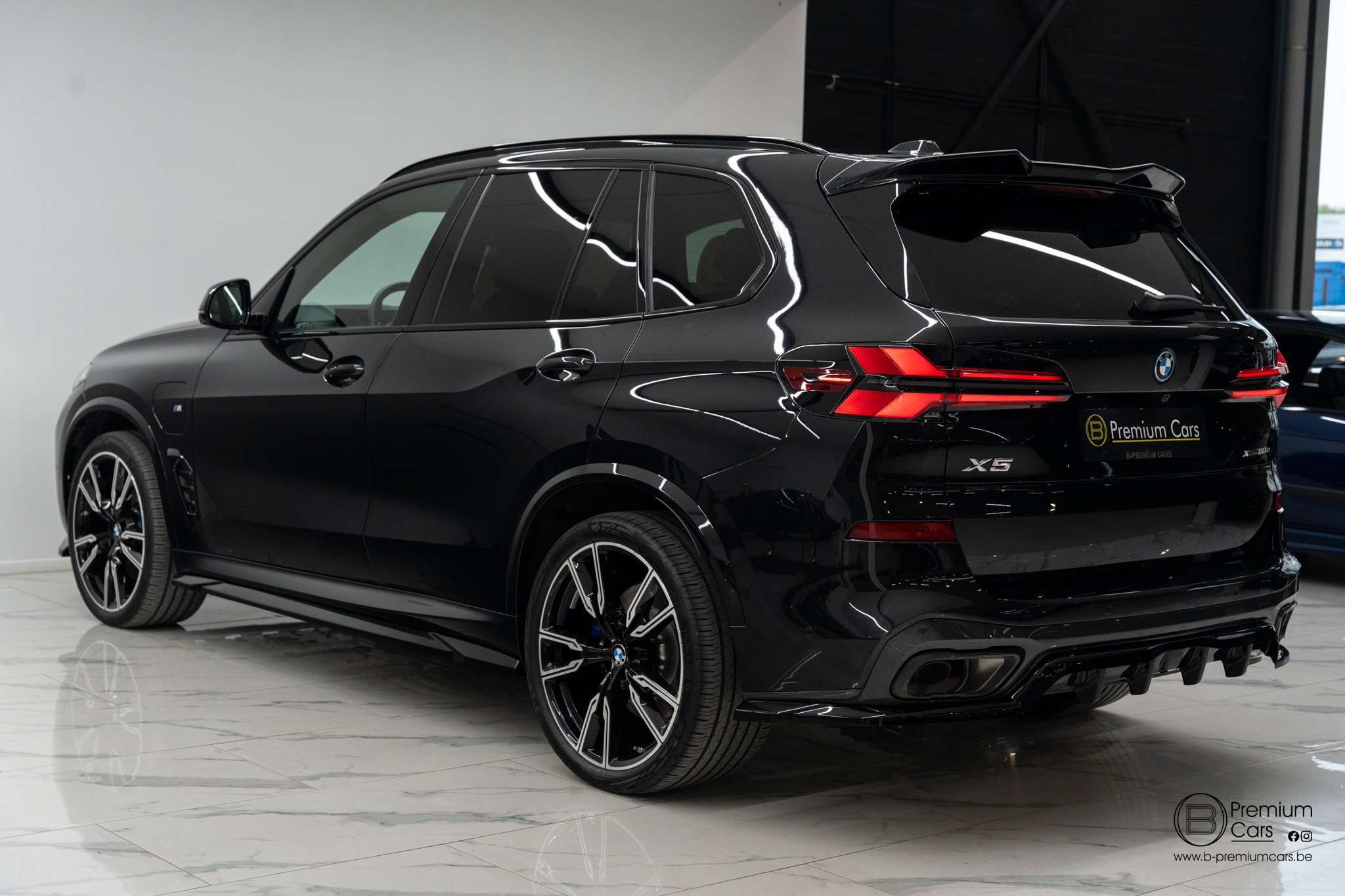 BMW X5 xDrive50e hybrid M-Performance bodykit! Pano, H&K, Acc, Hud!
