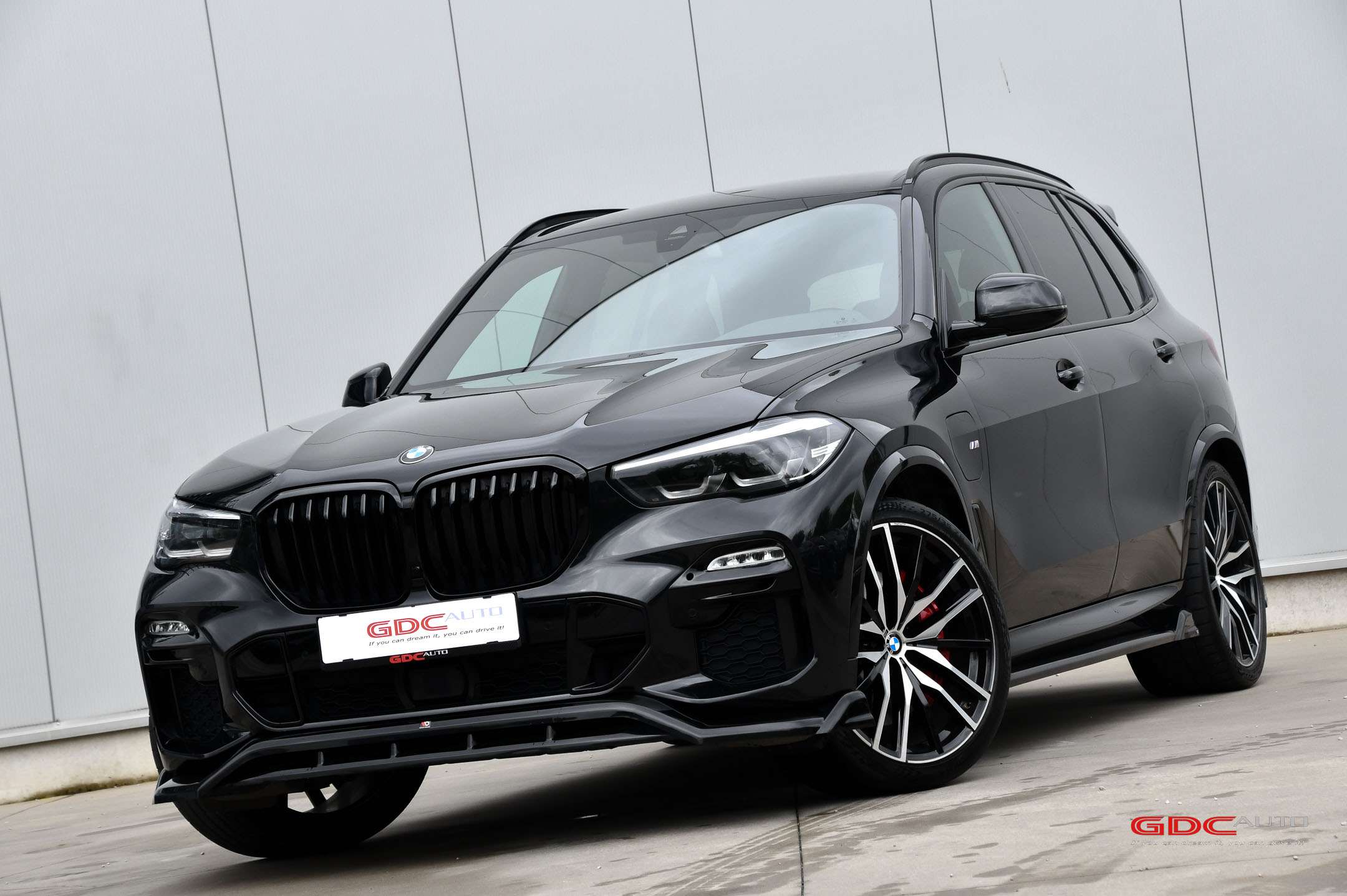 BMW X5 45e l  Maxton Design Pack l