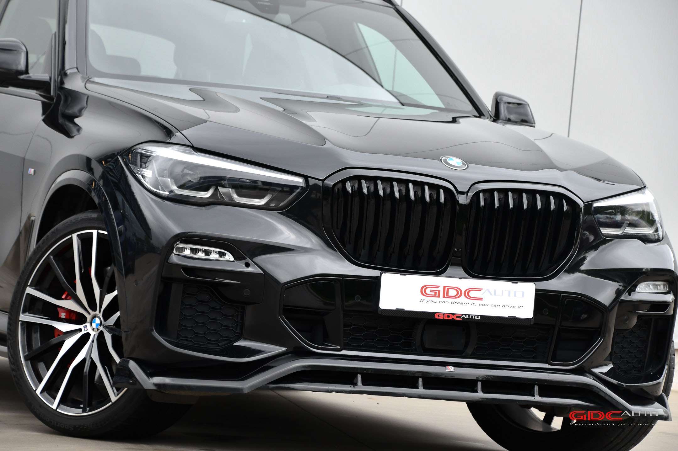 BMW X5 45e l  Maxton Design Pack l
