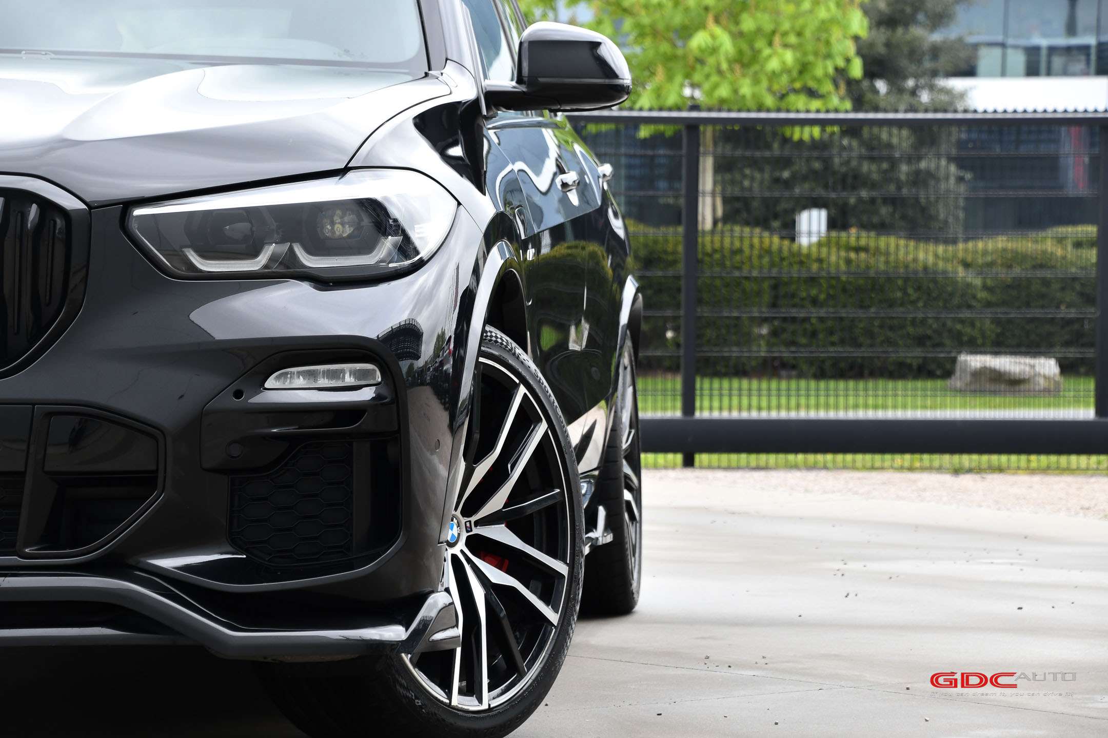 BMW X5 45e l  Maxton Design Pack l