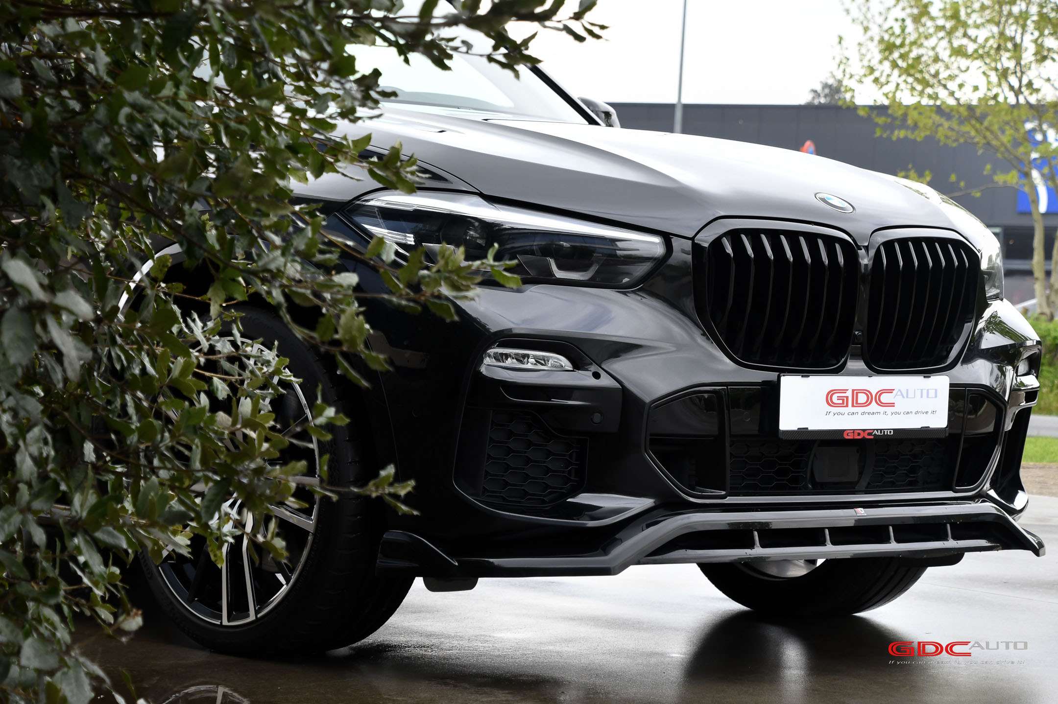 BMW X5 45e l  Maxton Design Pack l