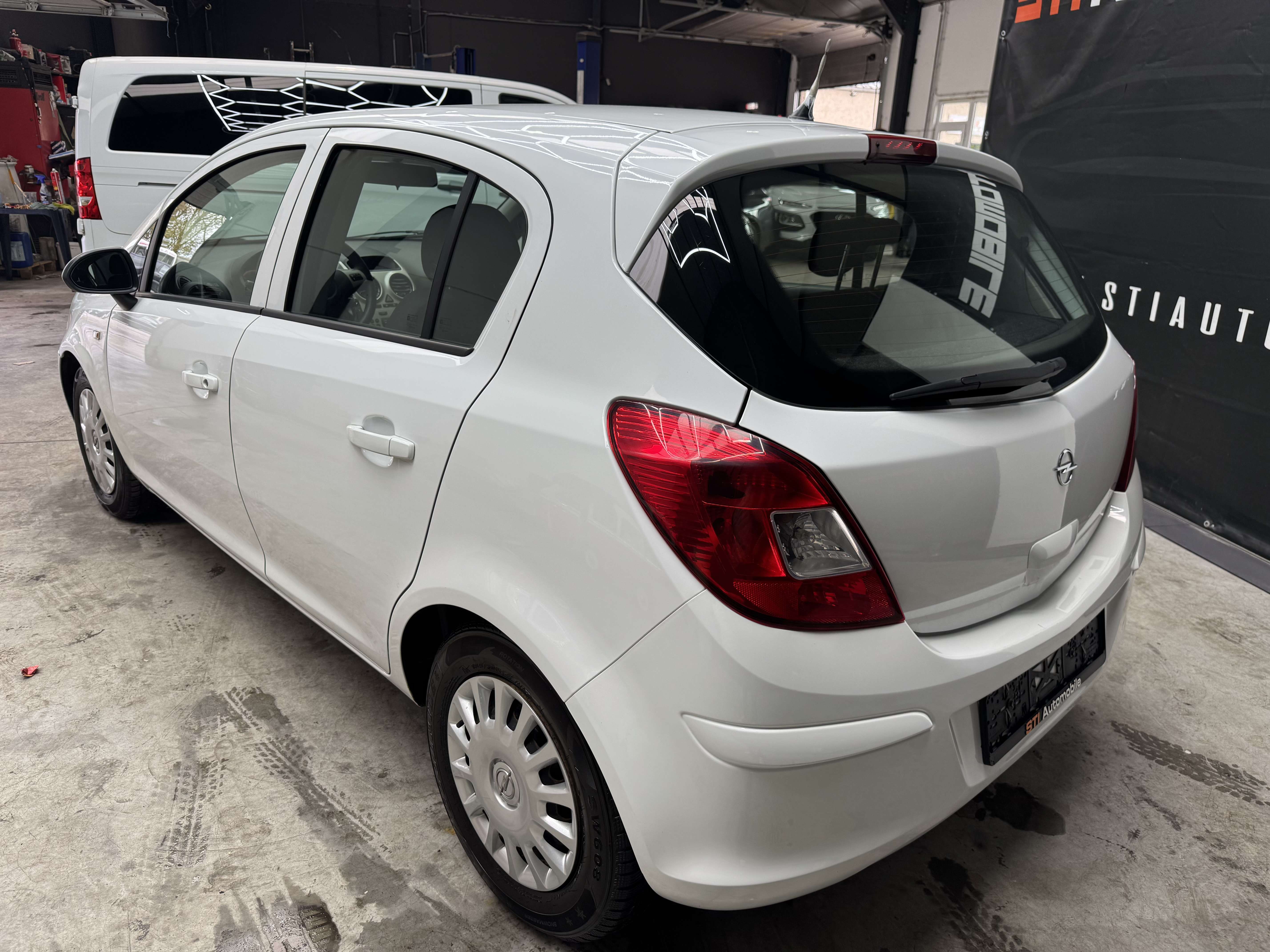 Opel Corsa Corsa 1.3 CDTi Enjoy DPF