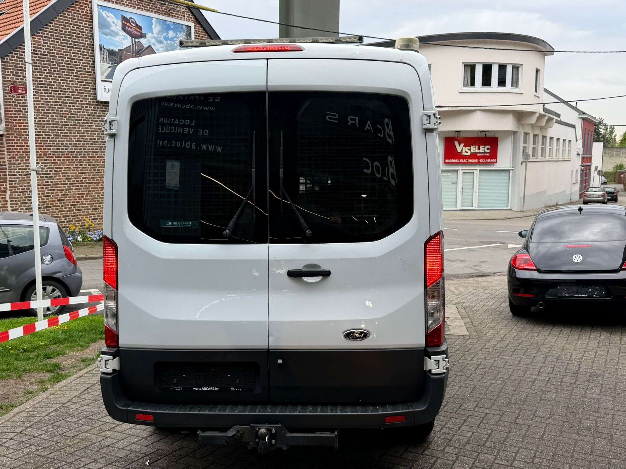 Ford Transit 2.2 TDCi L2H2 * 3 PLACES * GARANTIE 12 MOIS *