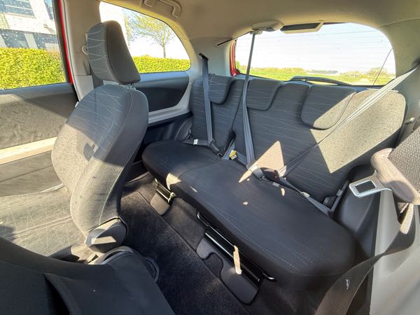 Toyota Yaris II 87 VVT-I 3P