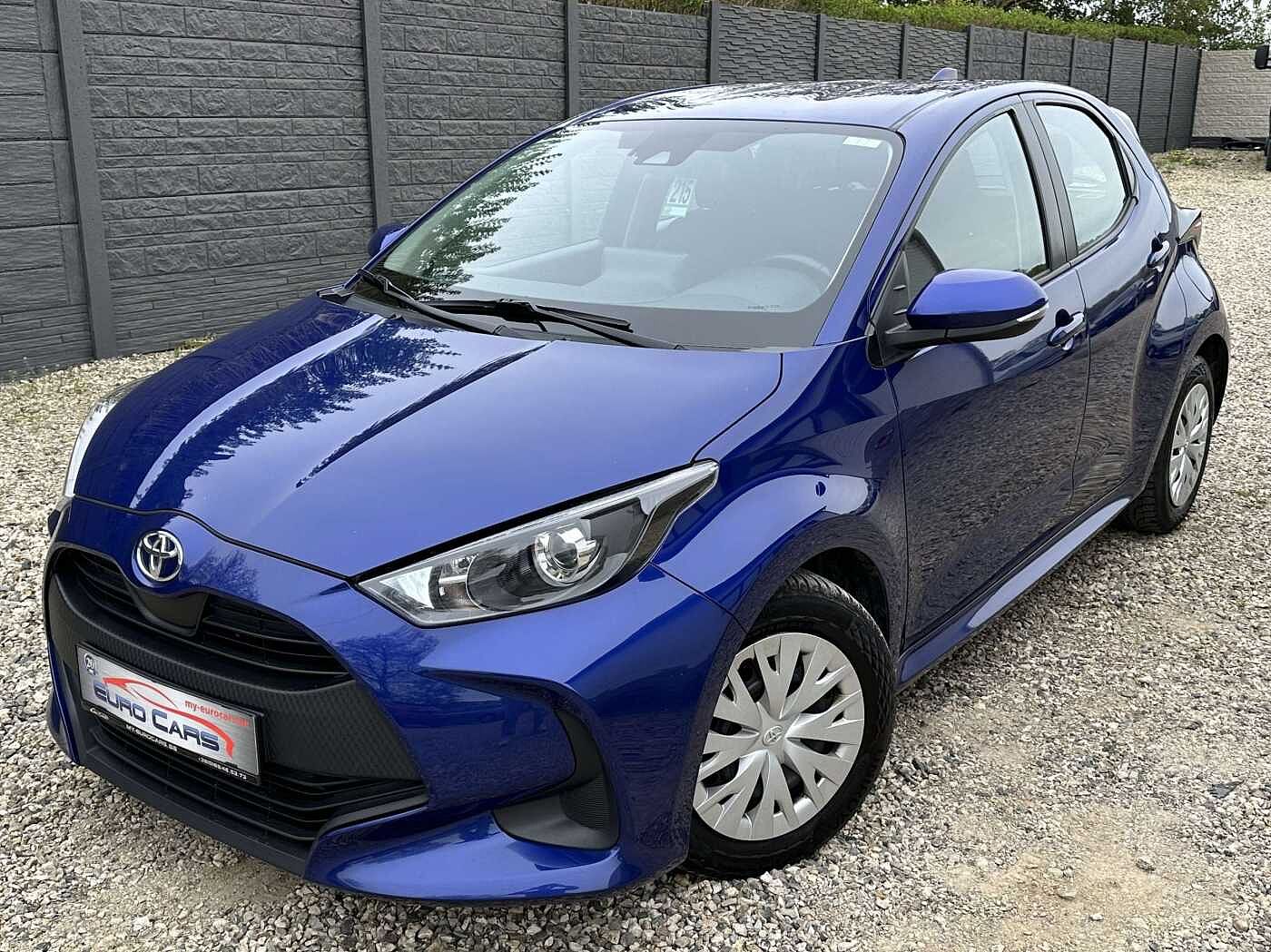 Toyota Yaris 1.5i Dual VVT-iE Dynamic EURO 6D! LED/CARPLAY/CAMERA/ADAPTIVE CRUISE/LANE ASSIST