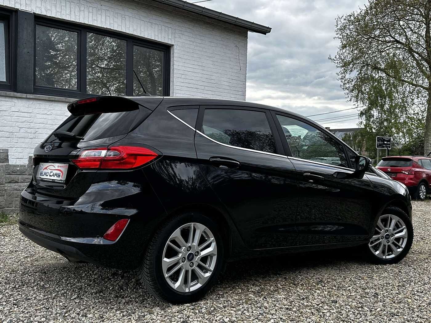 Ford Fiesta 1.0 EcoBoost Titanium FULL LED/CARPLAY/SENSOR/CRUISE ADAPTATIF/EURO 6D