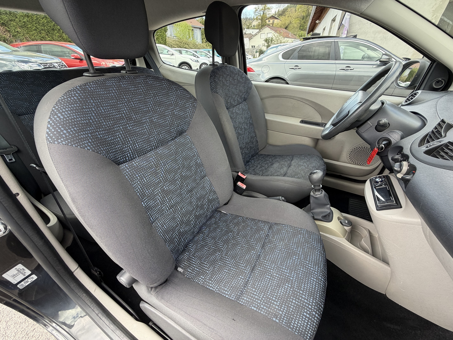 Renault TWINGO II 1.2 LEV 16V 75CH AUTHENTIQUE