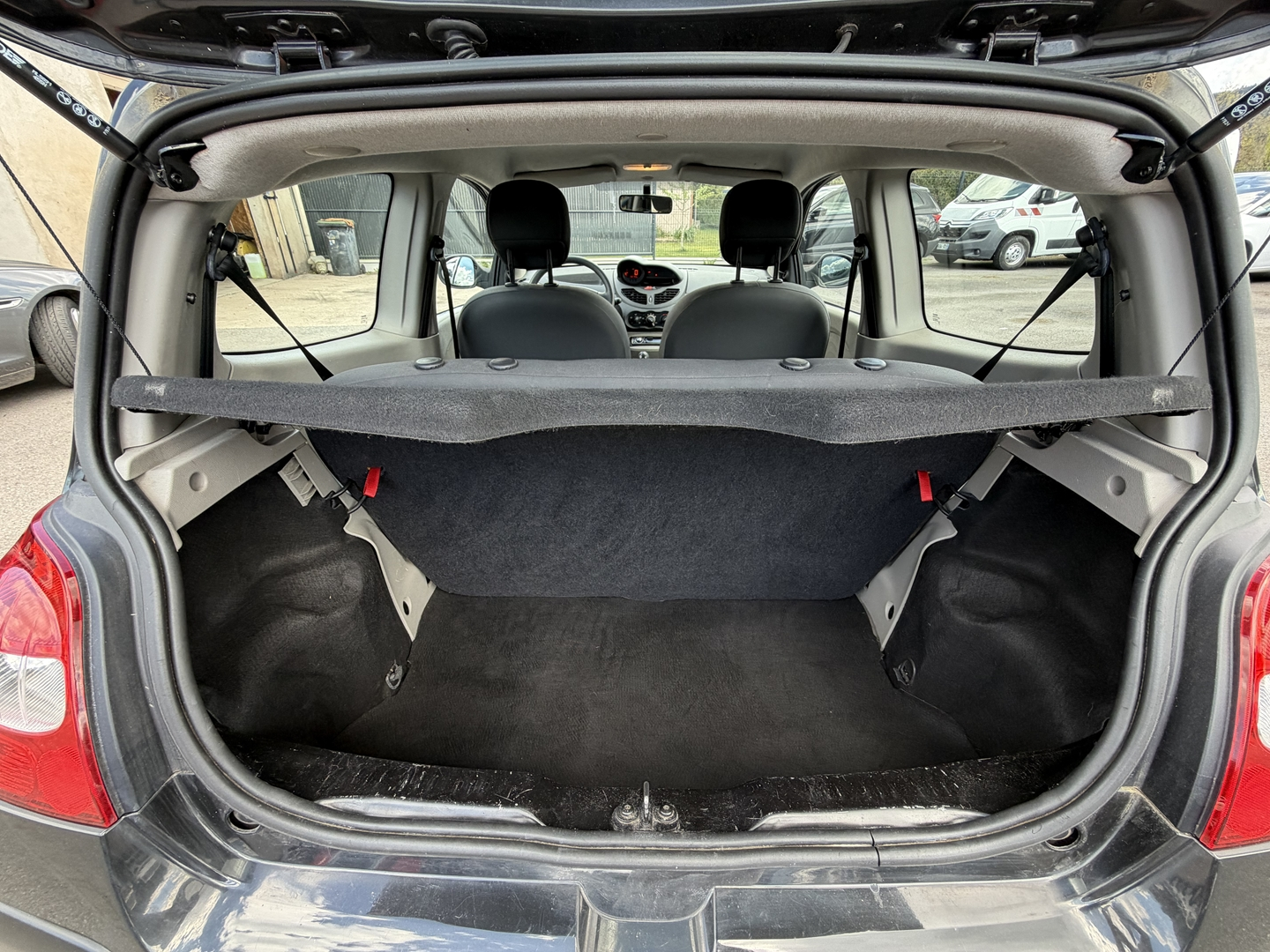 Renault TWINGO II 1.2 LEV 16V 75CH AUTHENTIQUE
