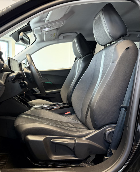 Peugeot 2008 1.5 BLUEHDI 130CH S&S ALLURE EAT8
