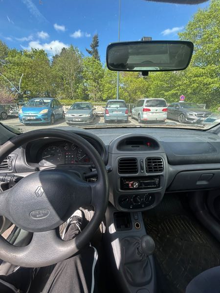 Renault Clio II (2) 1.2 AUTHENTIQUE 5P