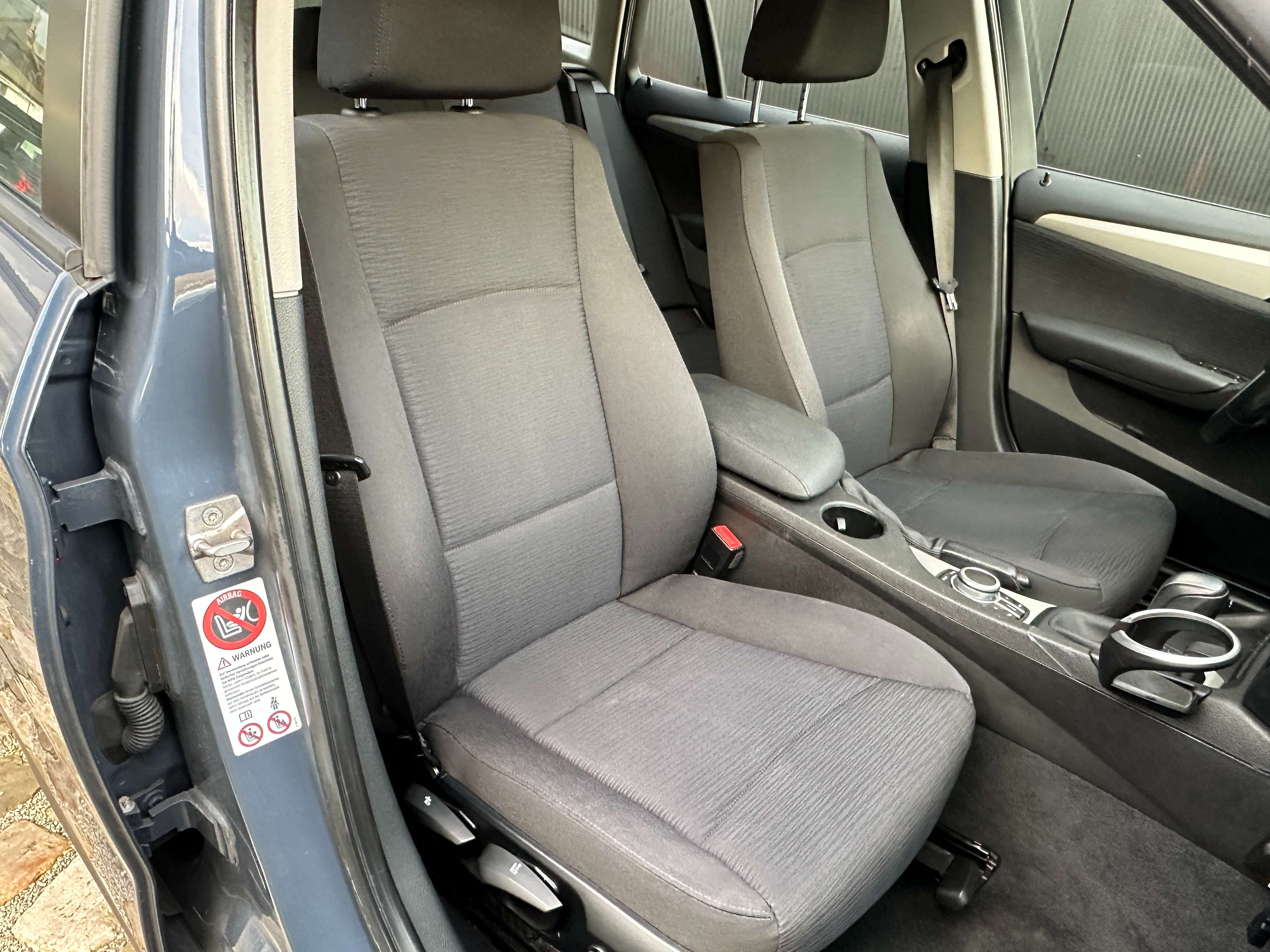 BMW X1 X1 2.0iA sDrive18 Apple carplay/Navi/XENON/PDV v+a/Garantie