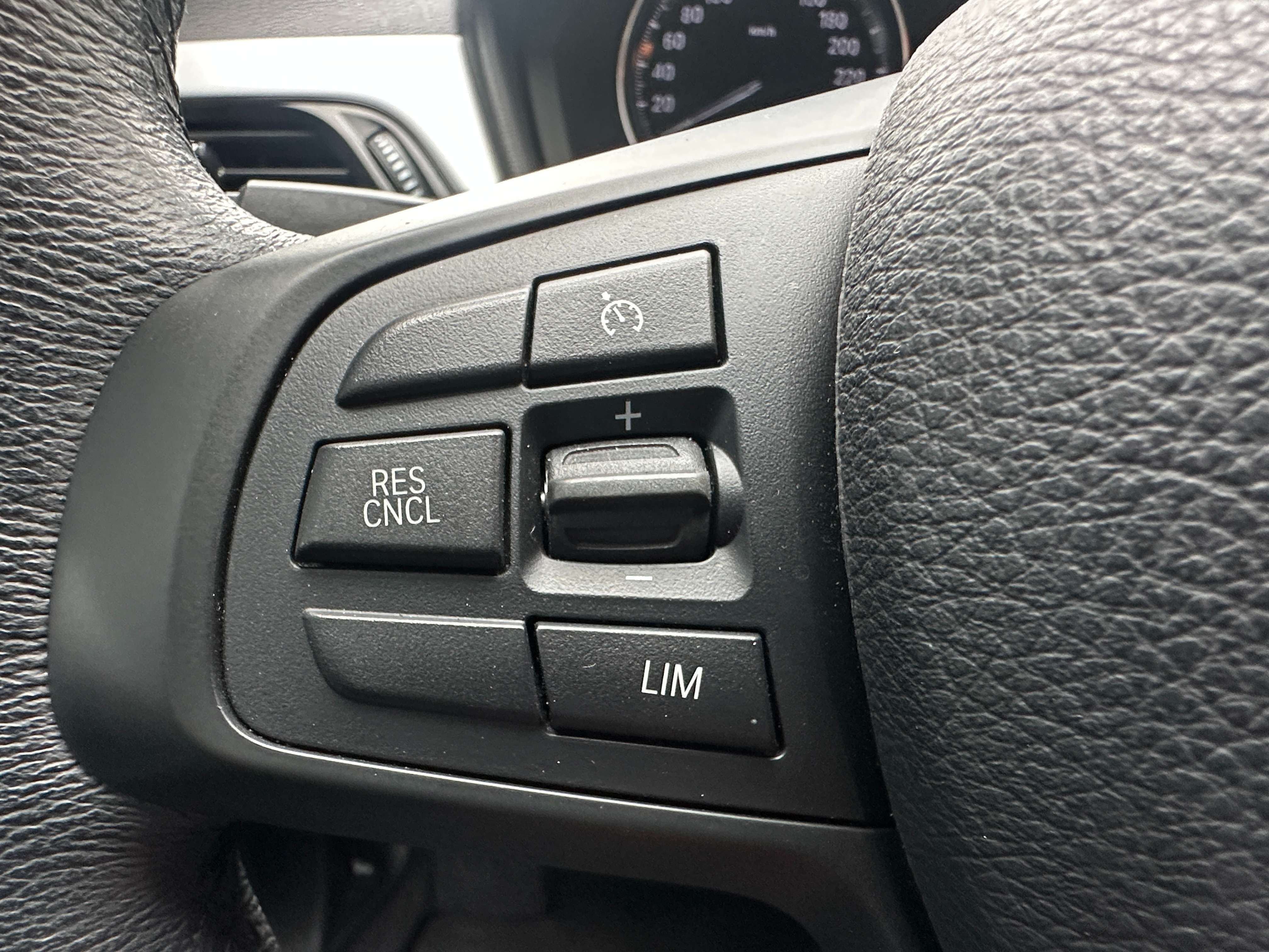 BMW X1 X1 1.5i sDrive18 EU6d  /GPS/verw stoel/PDC/elektr koffer/GARANTIE
