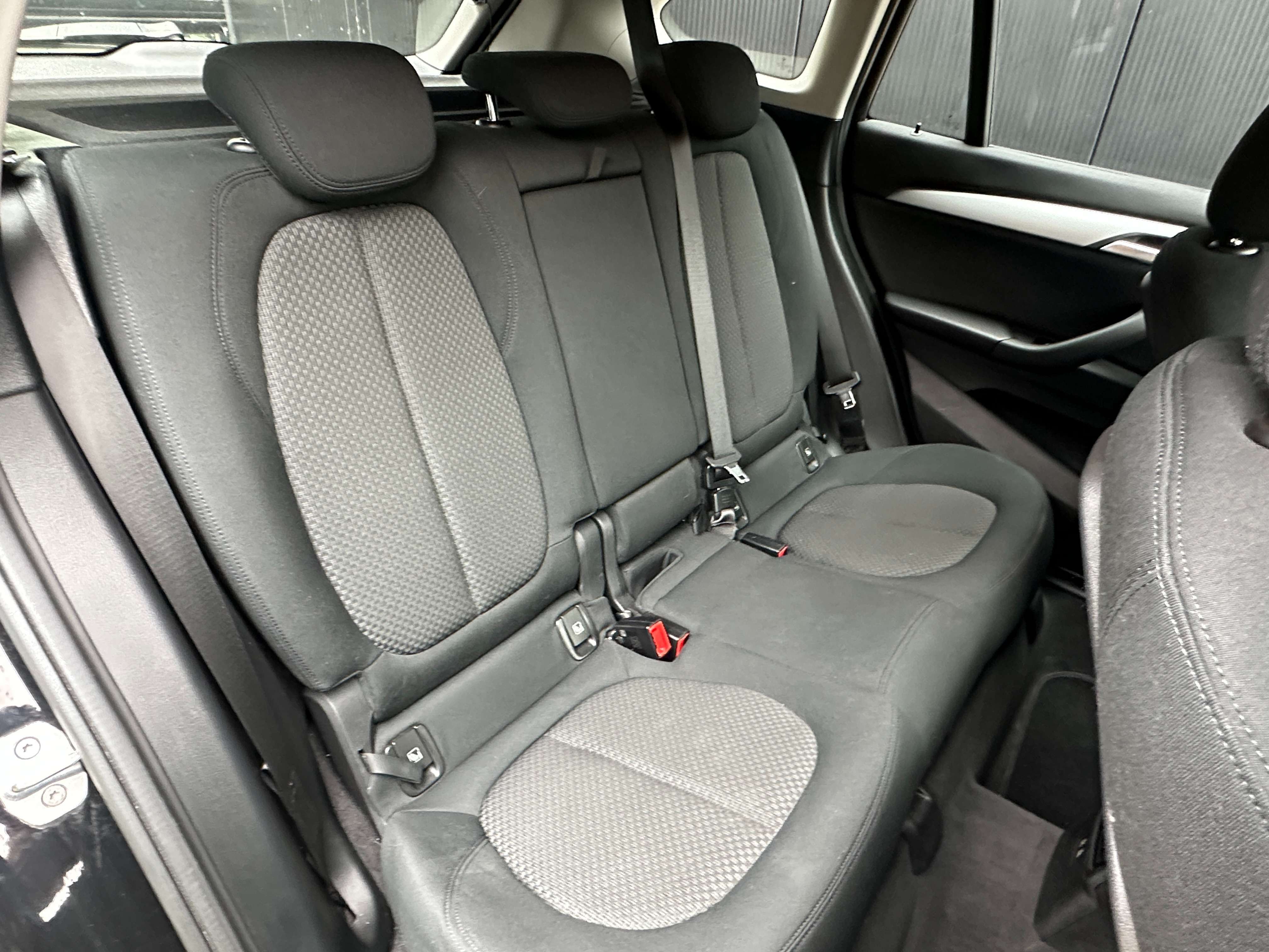BMW X1 X1 1.5i sDrive18 EU6d  /GPS/verw stoel/PDC/elektr koffer/GARANTIE