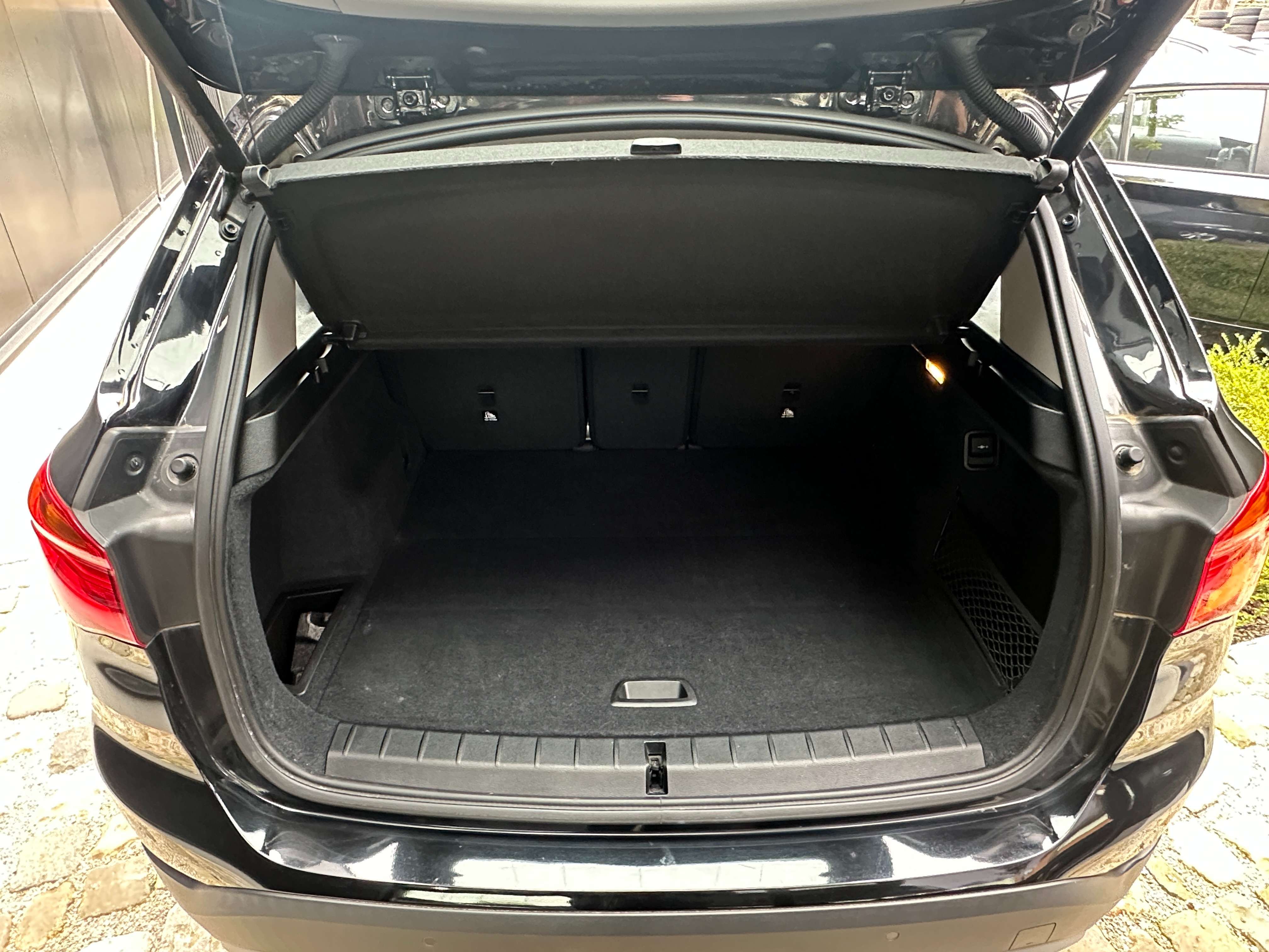 BMW X1 X1 1.5i sDrive18 EU6d  /GPS/verw stoel/PDC/elektr koffer/GARANTIE