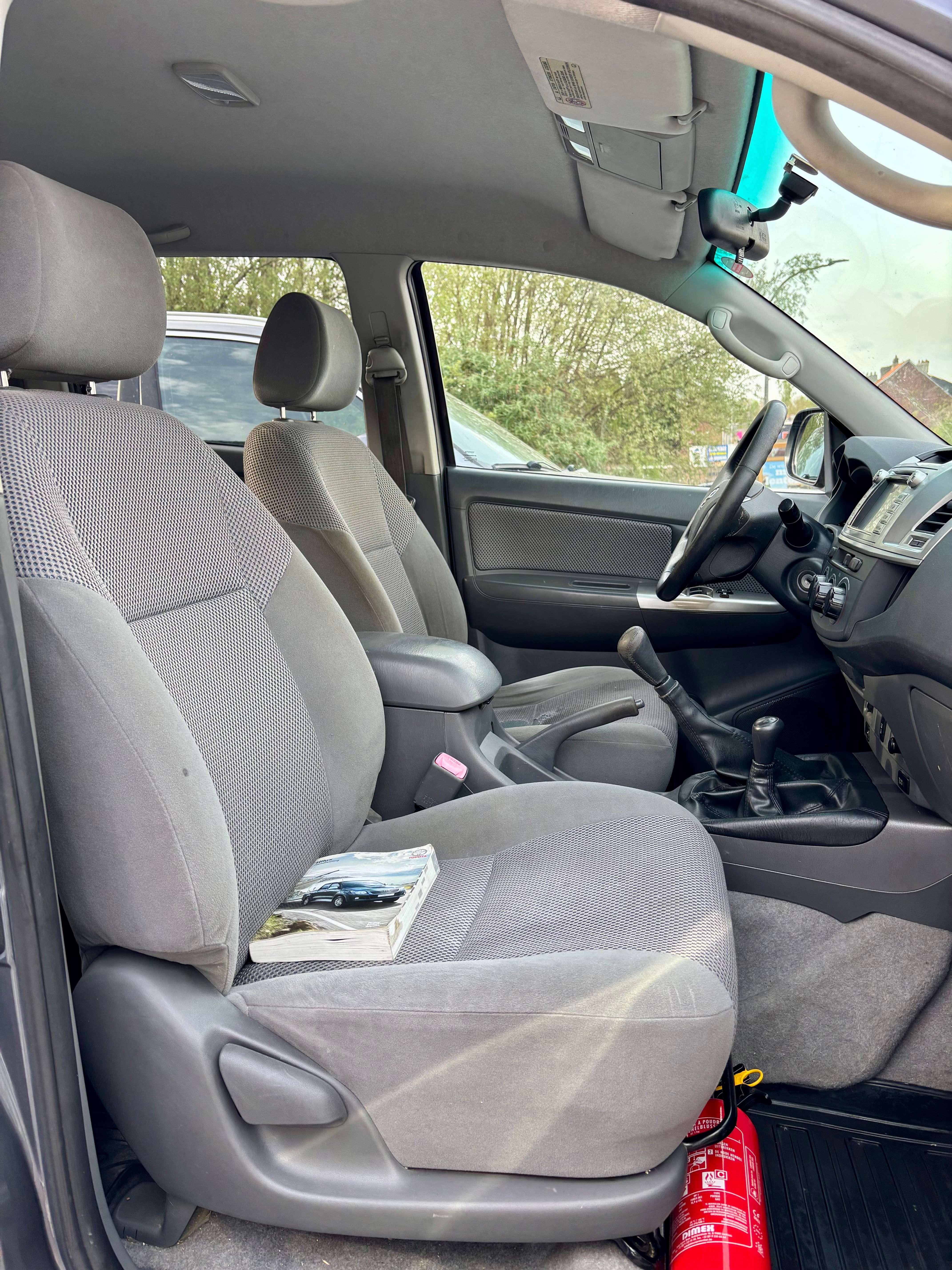 Toyota Hilux 2.5 D-4D 144 SRX " gps " attache rem " car-pass