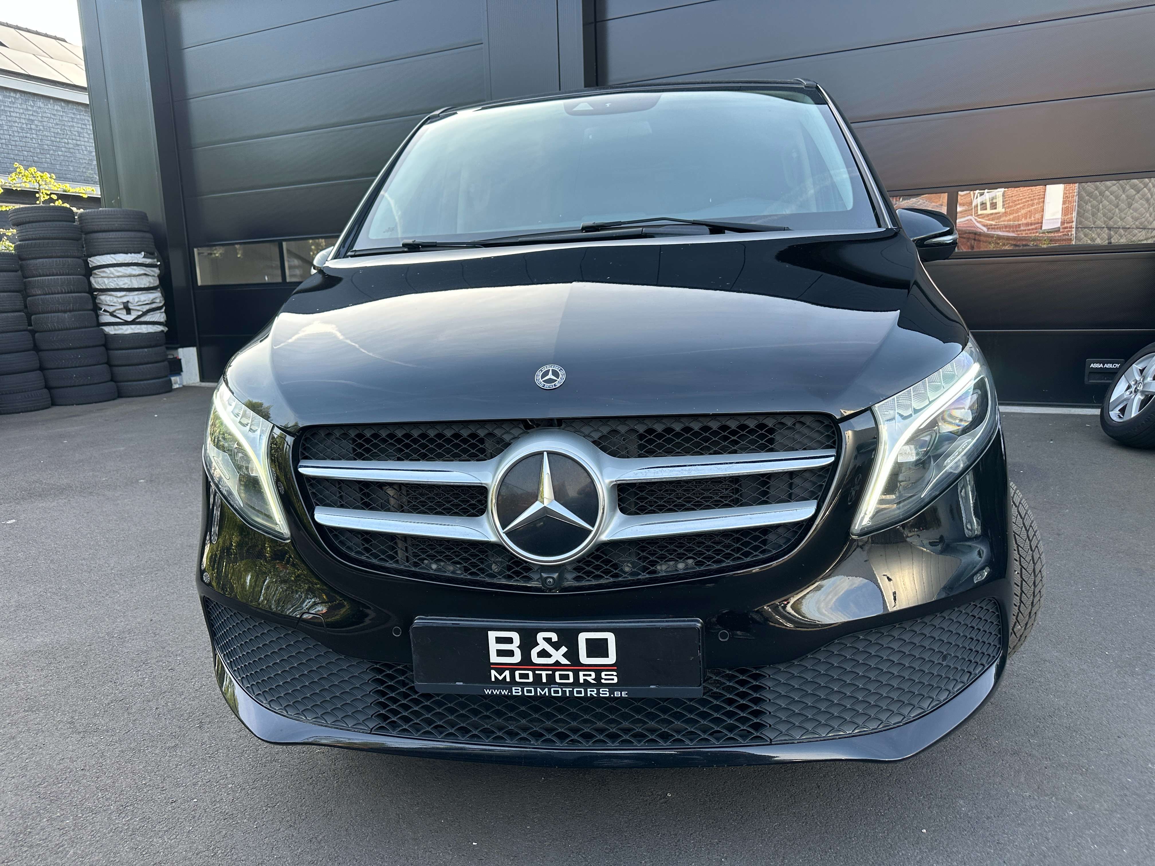 Mercedes-Benz V 300 V 300d L2 Avantgarde Lichte Vracht 5pl/LEDER/ Geen BIV en 135 TAX/Trekh 2500kg/