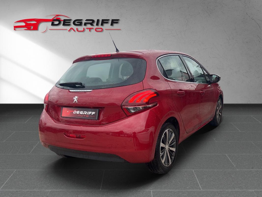 Peugeot 208 1.2 PureTech 82ch BVM5 Allure