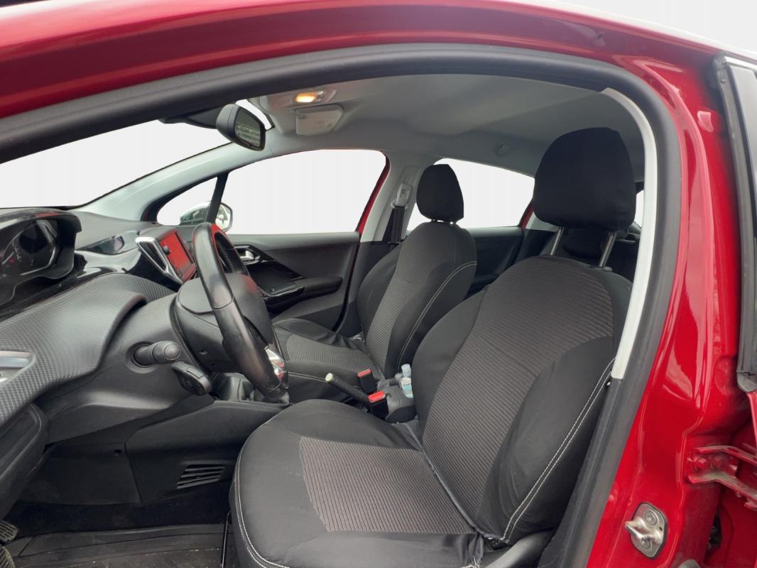 Peugeot 208 1.2 PureTech 82ch BVM5 Allure