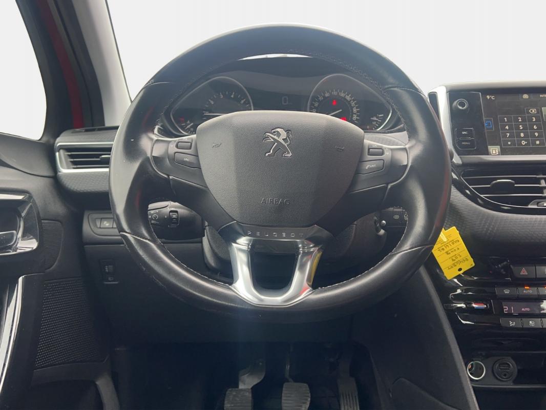 Peugeot 208 1.2 PureTech 82ch BVM5 Allure
