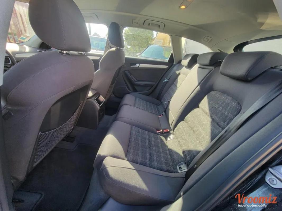 Audi A4 AVANT 2.0 TDI 150 CLEAN-DIESEL BUSINESS LINE MULTITRONIC BVA
