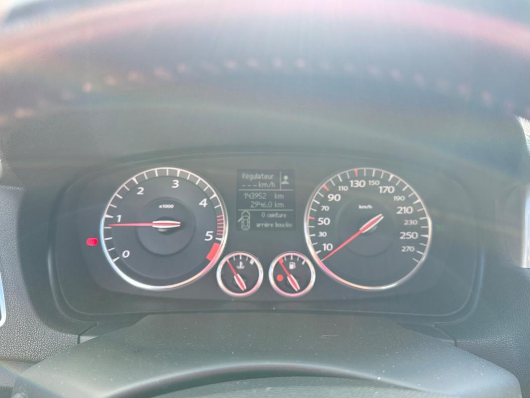 Renault Laguna 2.0 dCi 150 eco2 Energy Black Edition