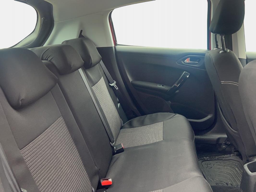 Peugeot 208 1.2 PureTech 82ch BVM5 Allure