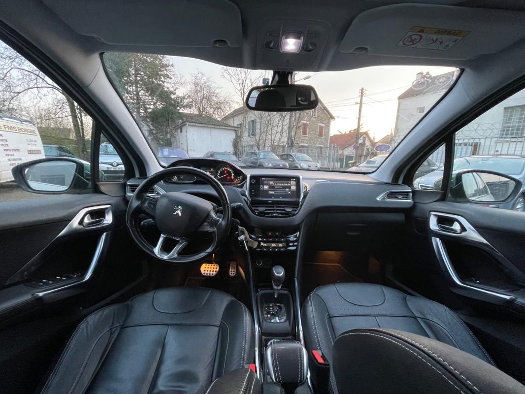 Peugeot 2008 1.2 PureTech 110ch SS EAT6 Féline Titane