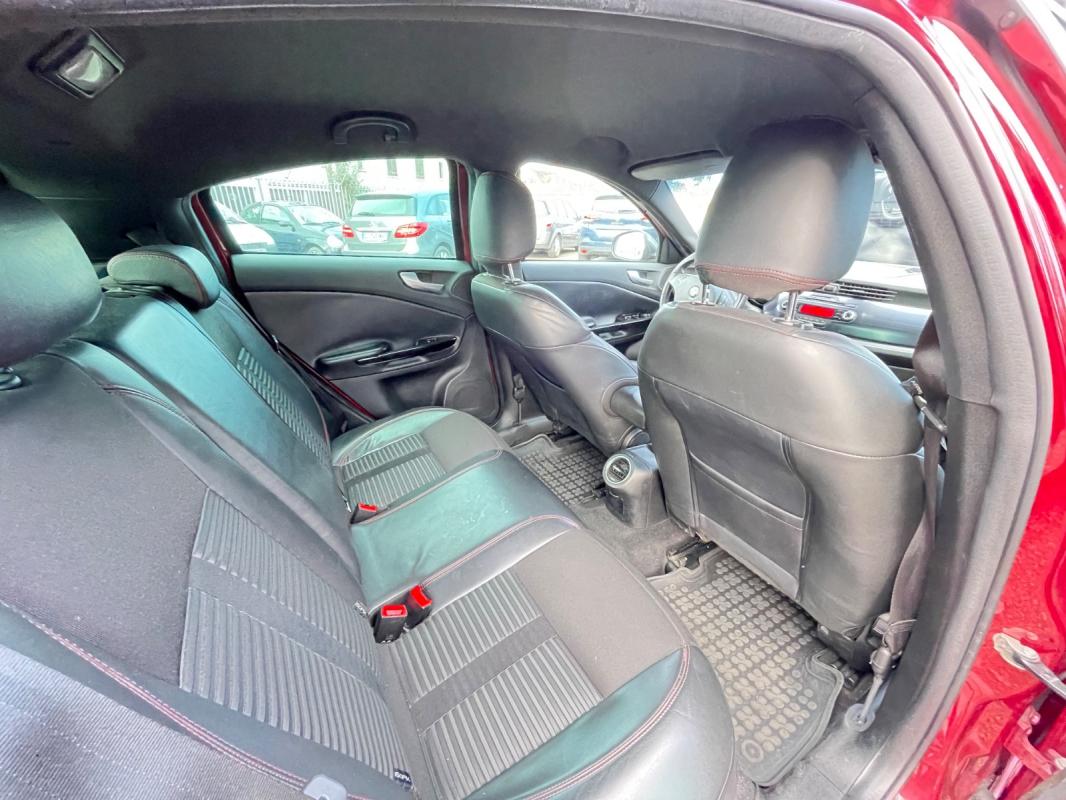 Alfa Romeo Giulietta 1750 TBI 235 ch Quadrifoglio Verde