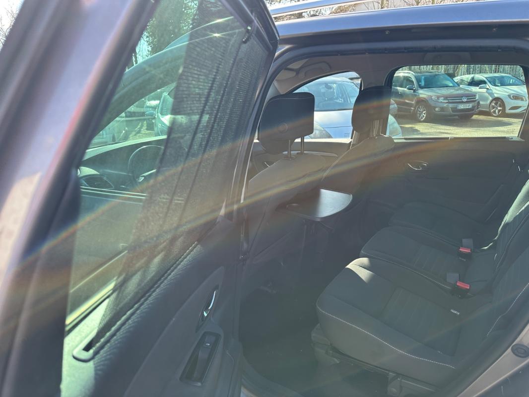 Renault Grand Scenic III TCe 130 Energy Limited 7 pl