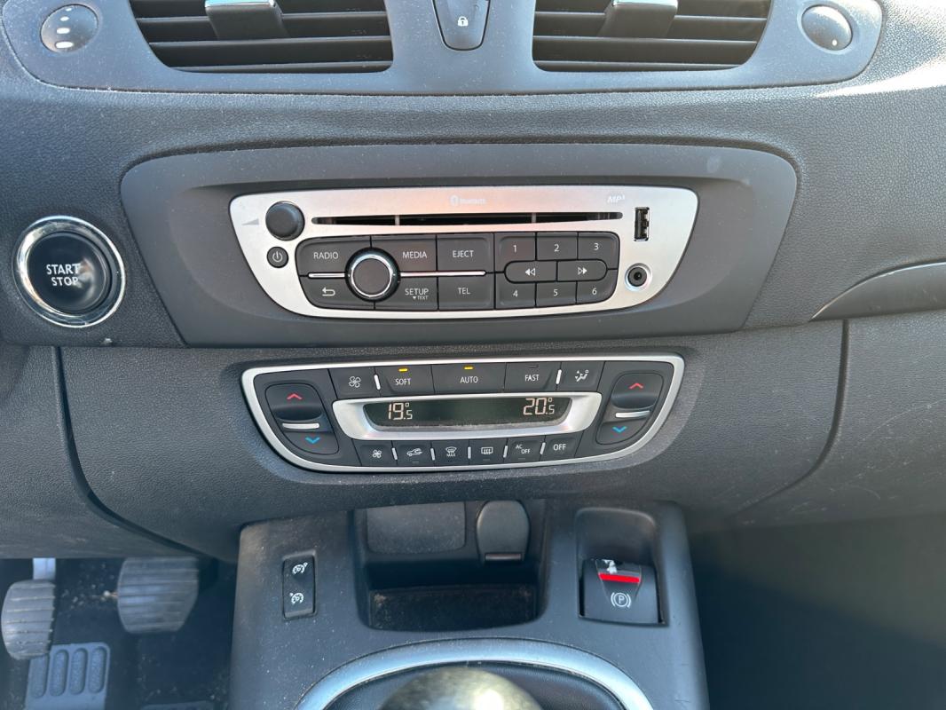 Renault Grand Scenic III TCe 130 Energy Limited 7 pl