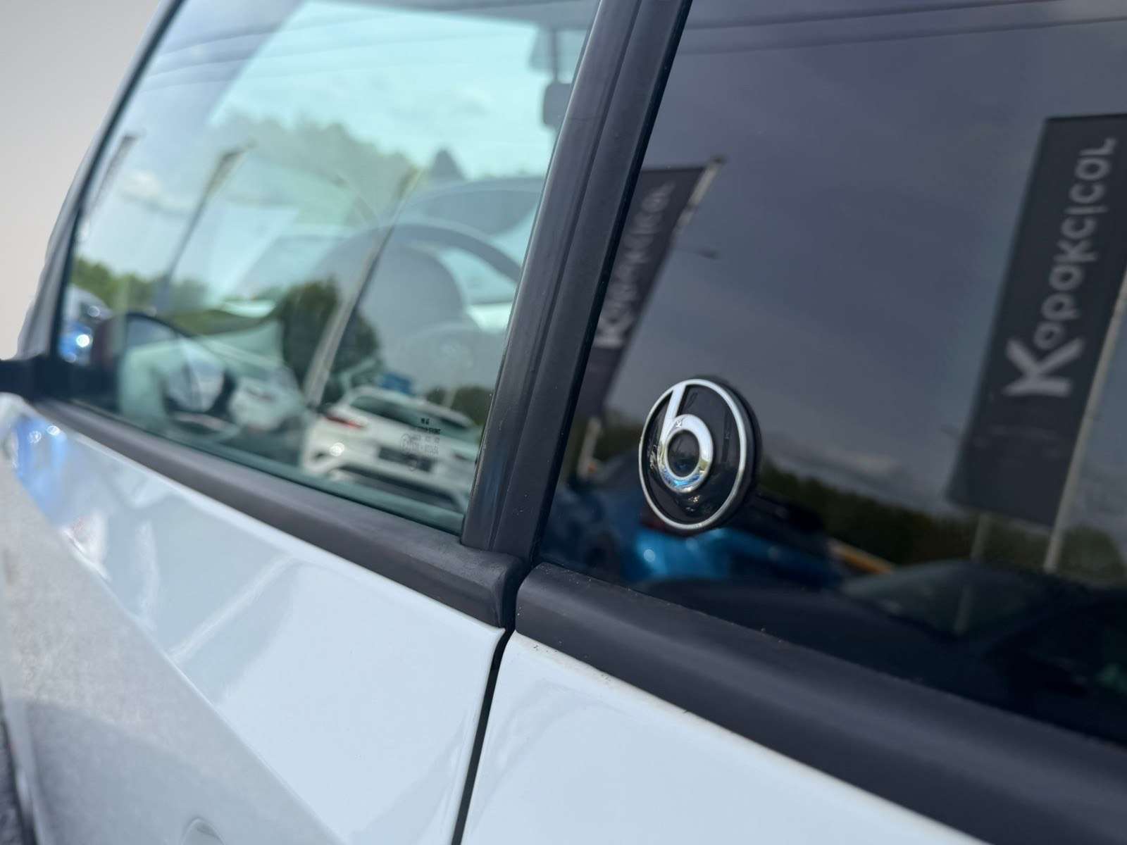 Volkswagen up! Up! 1.0i Beats / Clim / BT / Garantie 12 Mois