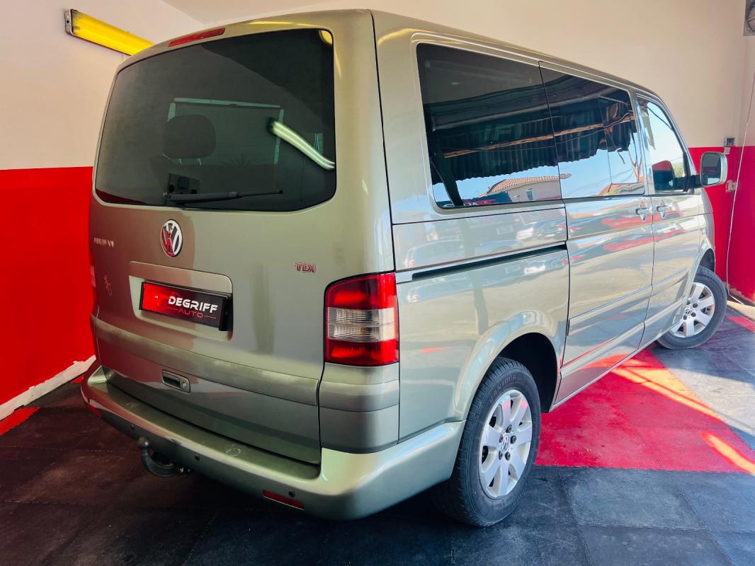 Volkswagen Multivan 2.5 TDI 174 FAP Confort Tiptronic (7pl)
