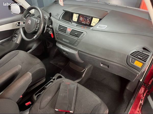 Citroen C4 (2) 2.0 HDI 150 FAP MILLENIUM BMP6