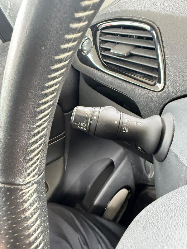 Renault Grand Scenic PHASE 3 BOSE 1ERE MAIN SUIVI CHAINE DISTRIBUTION GPS PAIEMENT 4 OU 10 FOIS