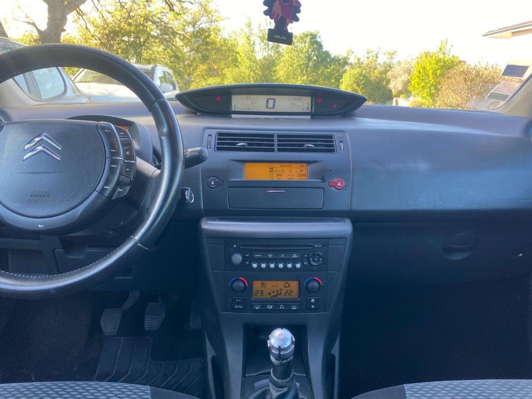 Citroen C4 Coupe HDi 110 FAP So Chic
