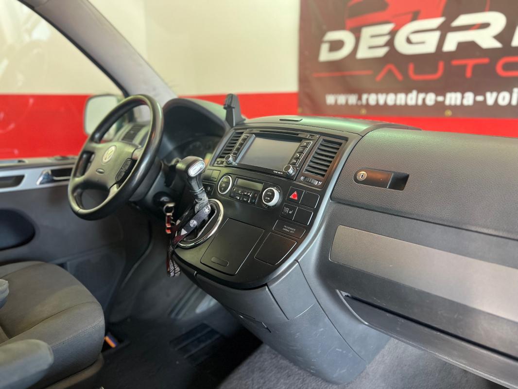 Volkswagen Multivan 2.5 TDI 174 FAP Confort Tiptronic (7pl)