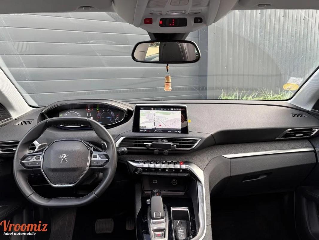 Peugeot 3008 1.5 BlueHDI 130ch Allure EAT8 / Toit ouvrant Cuir Focal