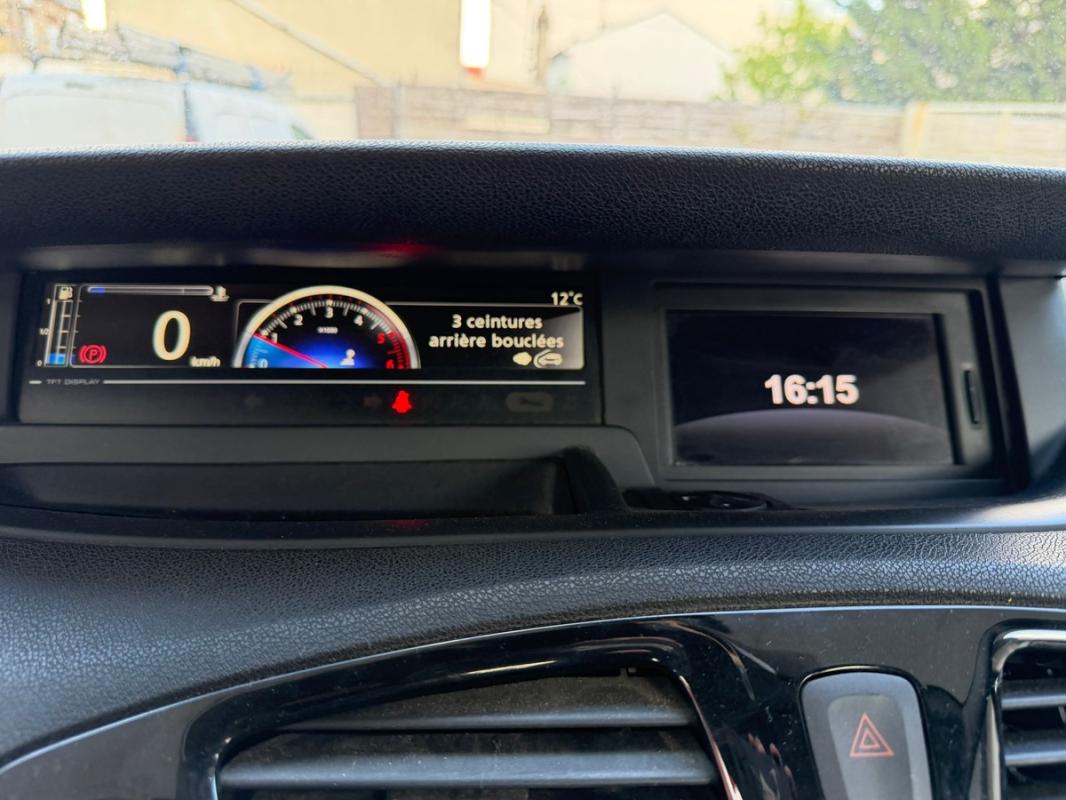Renault Scenic PHASE 2 DYNAMIQUE GPS SEMI CUIR RADAR AVANT ARRIERE REGULATEUR PAIMENT 4 OU 10 FOIS